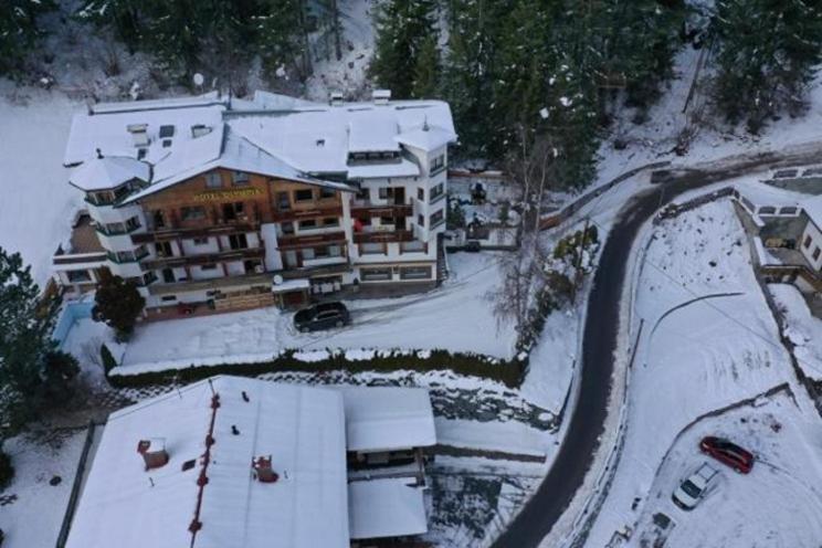 Hotel Olympia Pettneu am Arlberg Eksteriør billede